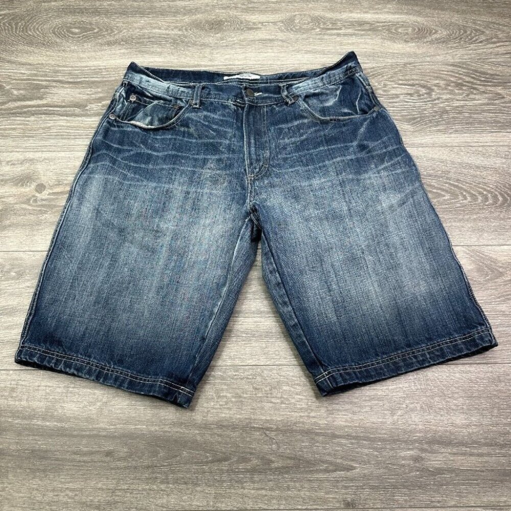 Akademiks Jean Shorts Men's Size 35 Blue Distressed Grunge Baggy Hip Hop Y2K